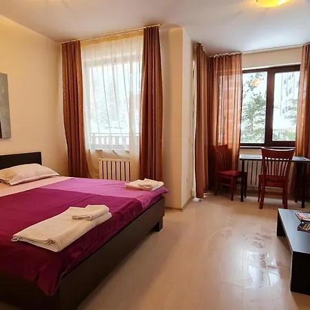 Апартамент Gardens